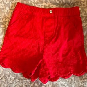 NWT crown and ivy scalloped shorts